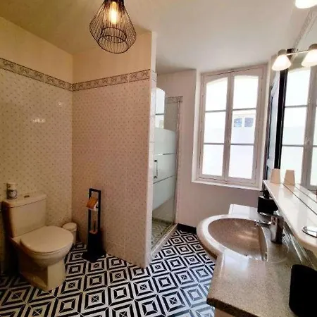 La Maison Vh 住宿加早餐酒店 蒙德马桑