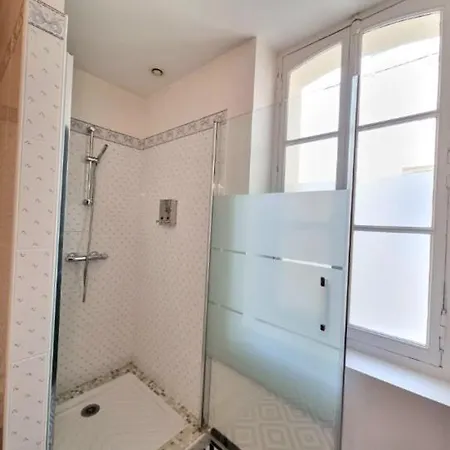 La Maison Vh 4* 蒙德马桑